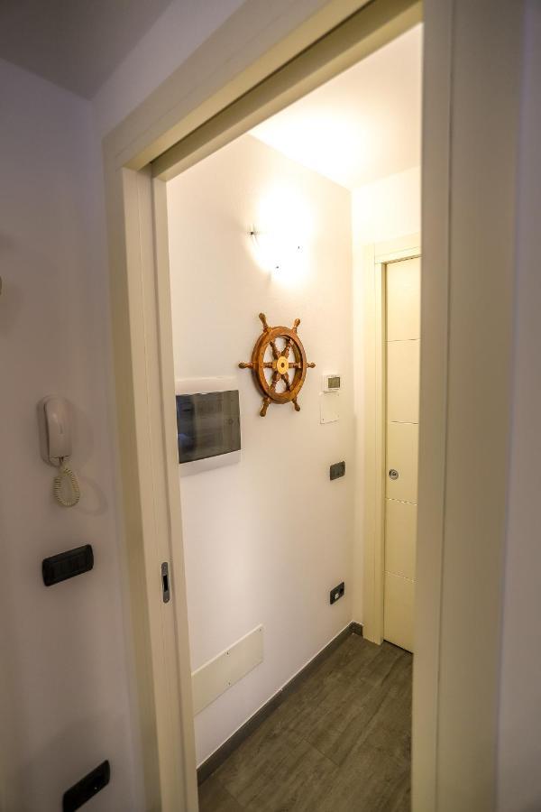Apartamento Tizi House Varenna Exterior foto